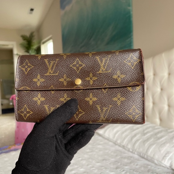 Authentic LOUIS VUITTON
Monogram - Picture 4 of 16